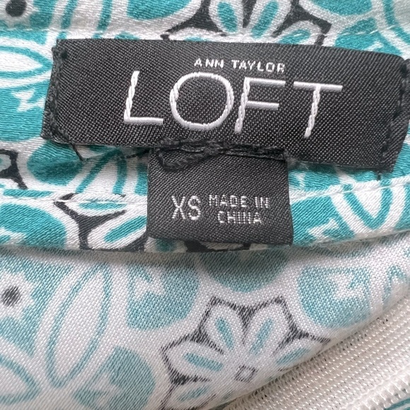 LOFT | Boho Geometric Shorts Romper Turquoise Black Bell Sleeves | XS - Picture 6 of 7